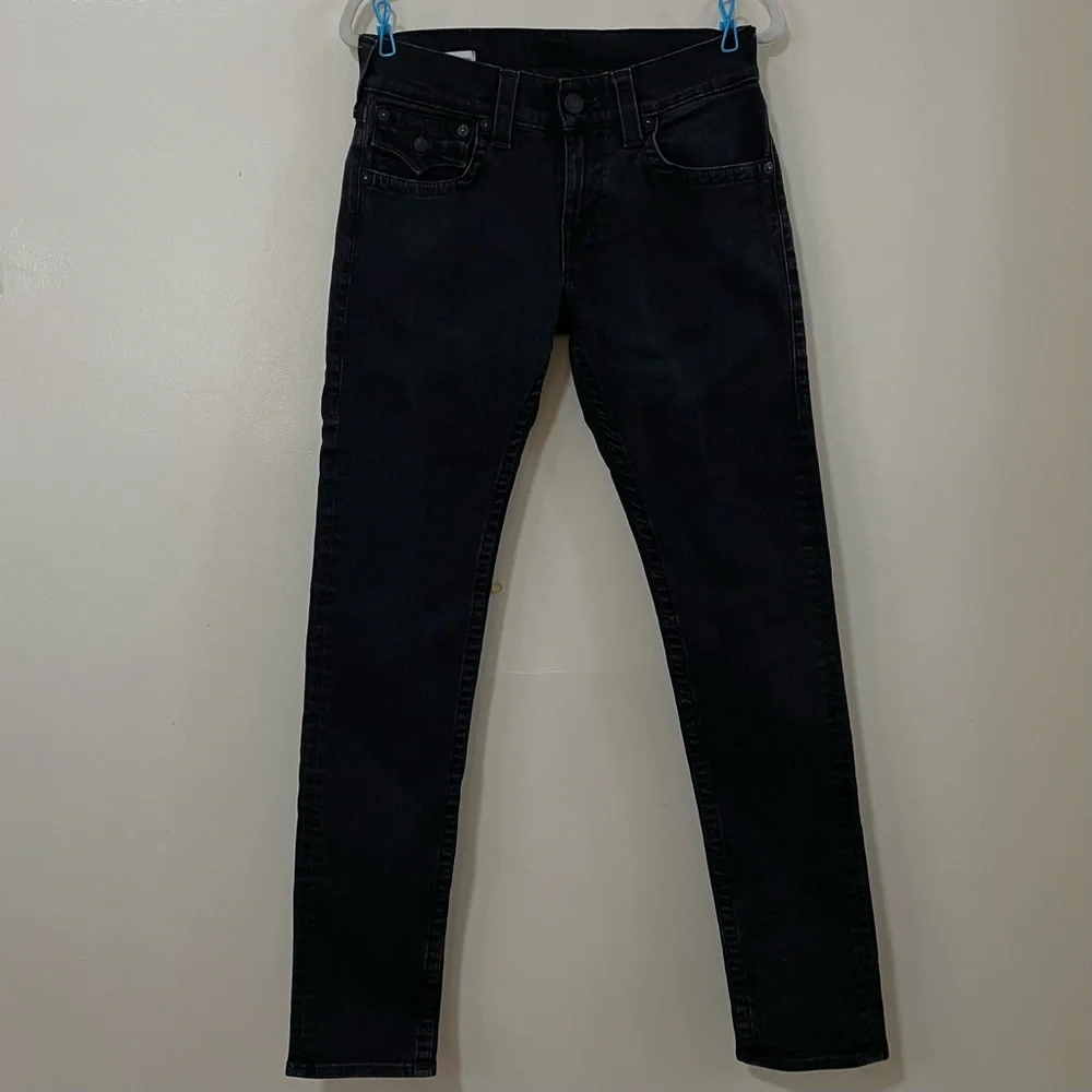 True Religion Men’s Rocco Relaxed Black Denim Skinny Jeans (Size: 30)
